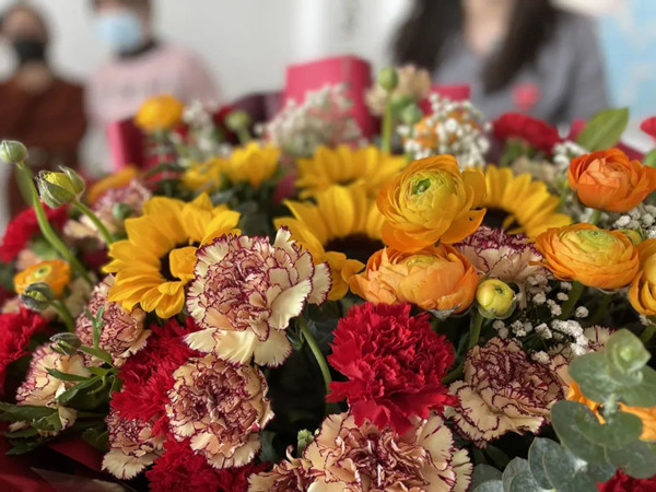 美人如斯，灼灼其華丨致敬泰斯特的巾幗英雄們！