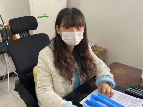 榜樣力量｜精誠嚴細，財務(wù)辦陳閃擔當有為